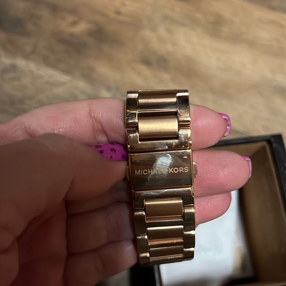 Michael Kors watch in Rose Gold. Never worn.